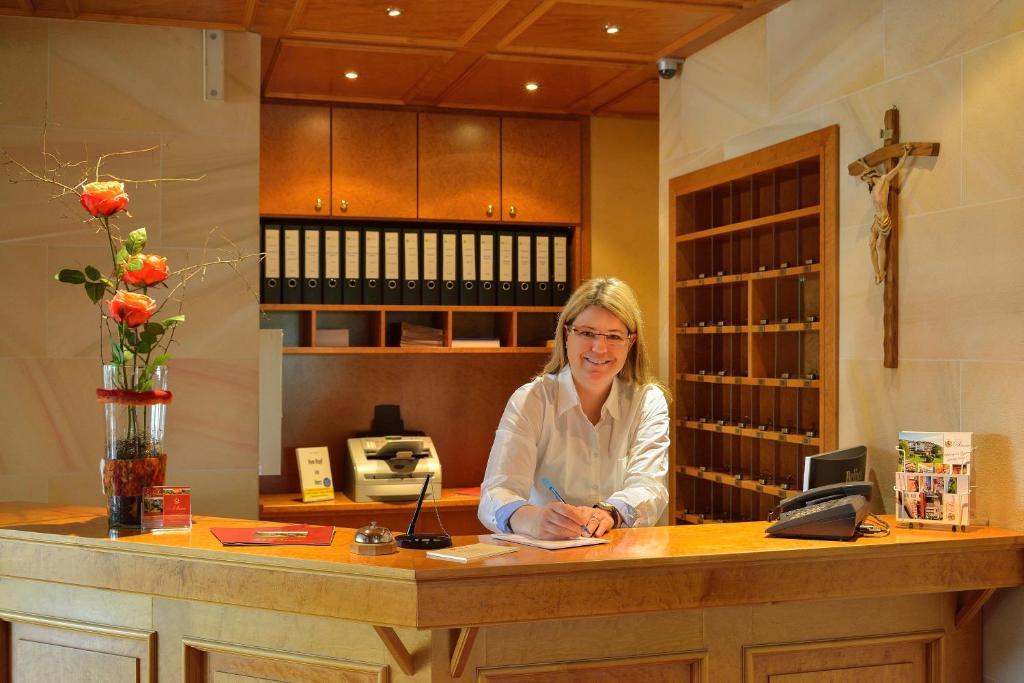 Mönchberg Hotel Schmitt Garni מראה חיצוני תמונה