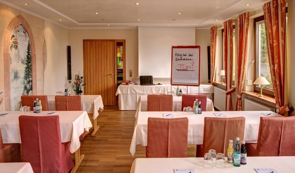Mönchberg Hotel Schmitt Garni מראה חיצוני תמונה