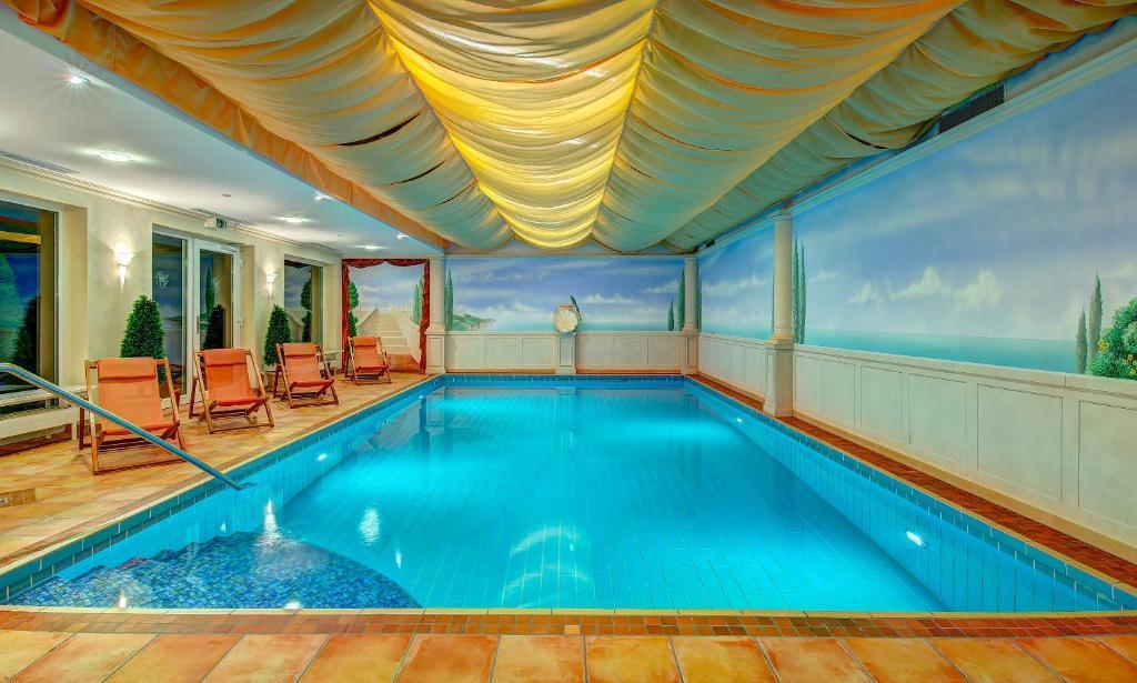 Mönchberg Hotel Schmitt Garni מראה חיצוני תמונה
