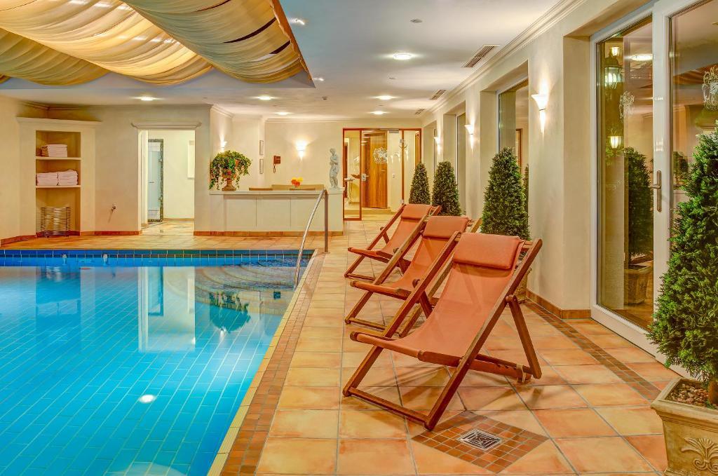 Mönchberg Hotel Schmitt Garni מראה חיצוני תמונה